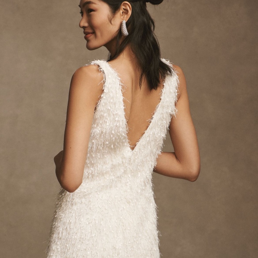 Tadashi Shoji Gia Shag sleeveless v neck mini dress